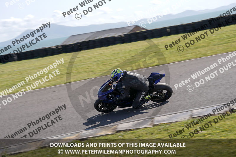 anglesey no limits trackday;anglesey photographs;anglesey trackday photographs;enduro digital images;event digital images;eventdigitalimages;no limits trackdays;peter wileman photography;racing digital images;trac mon;trackday digital images;trackday photos;ty croes